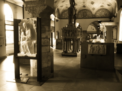 Allestimento Mostra 28-MADONNA-RIOZZO 03
