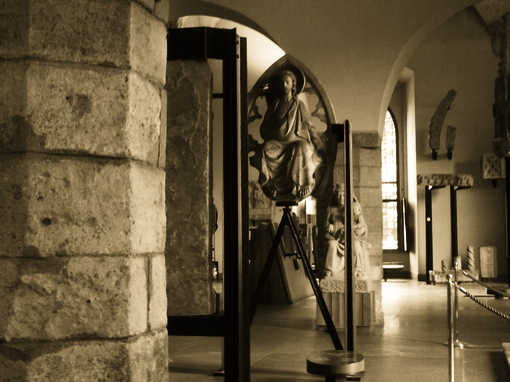 Allestimento Mostra 28-MADONNA-RIOZZO 04